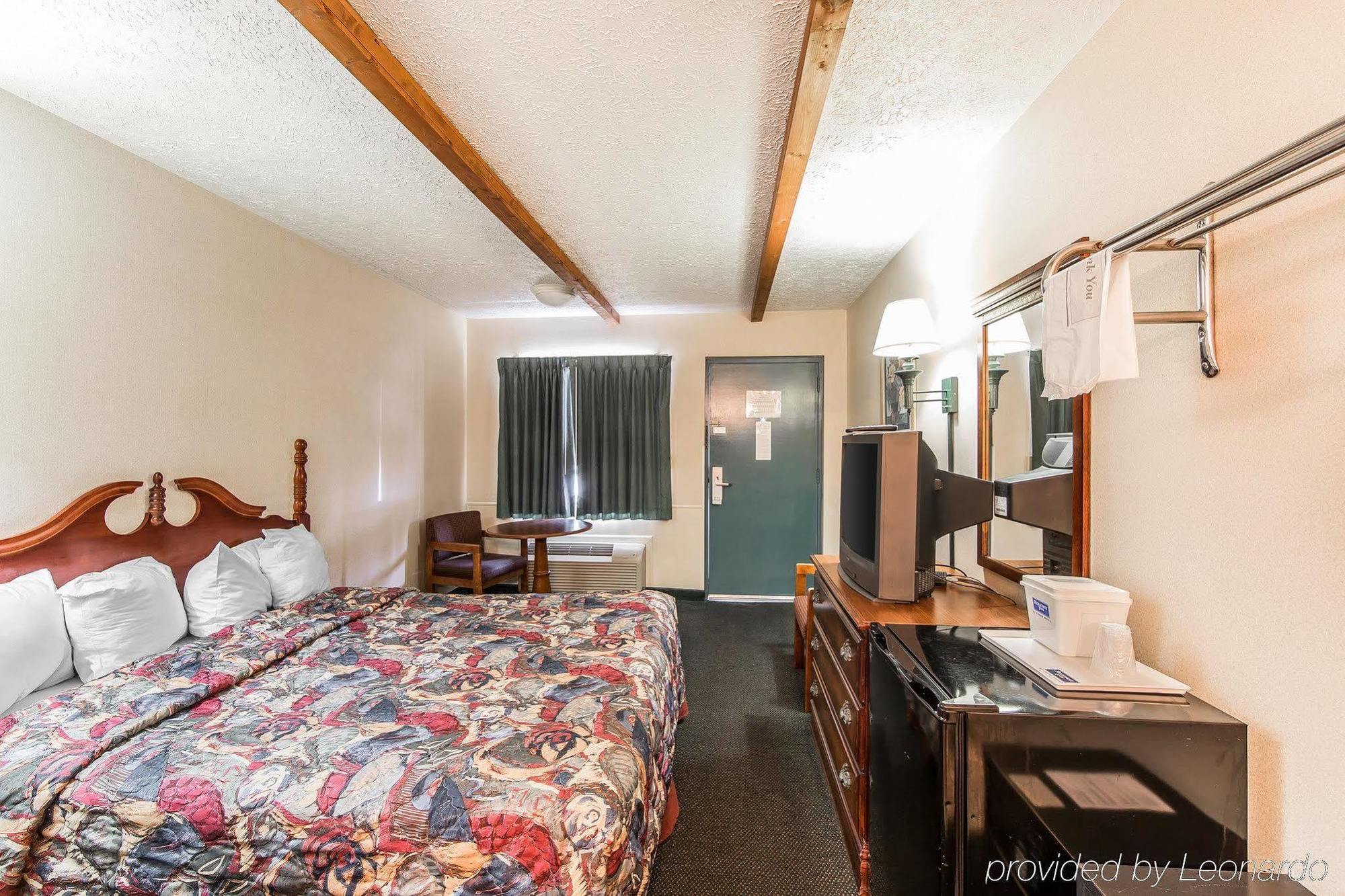 Wild Bear Inn Pigeon Forge Εξωτερικό φωτογραφία